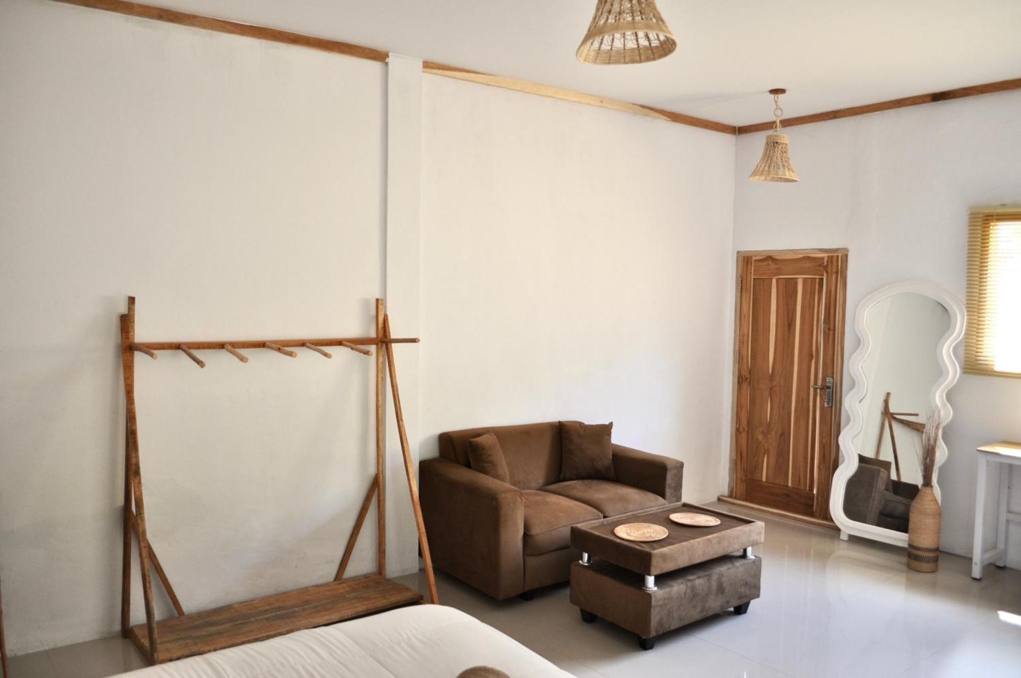 Ripbowl Guest House Селонг Беланак Екстериор снимка