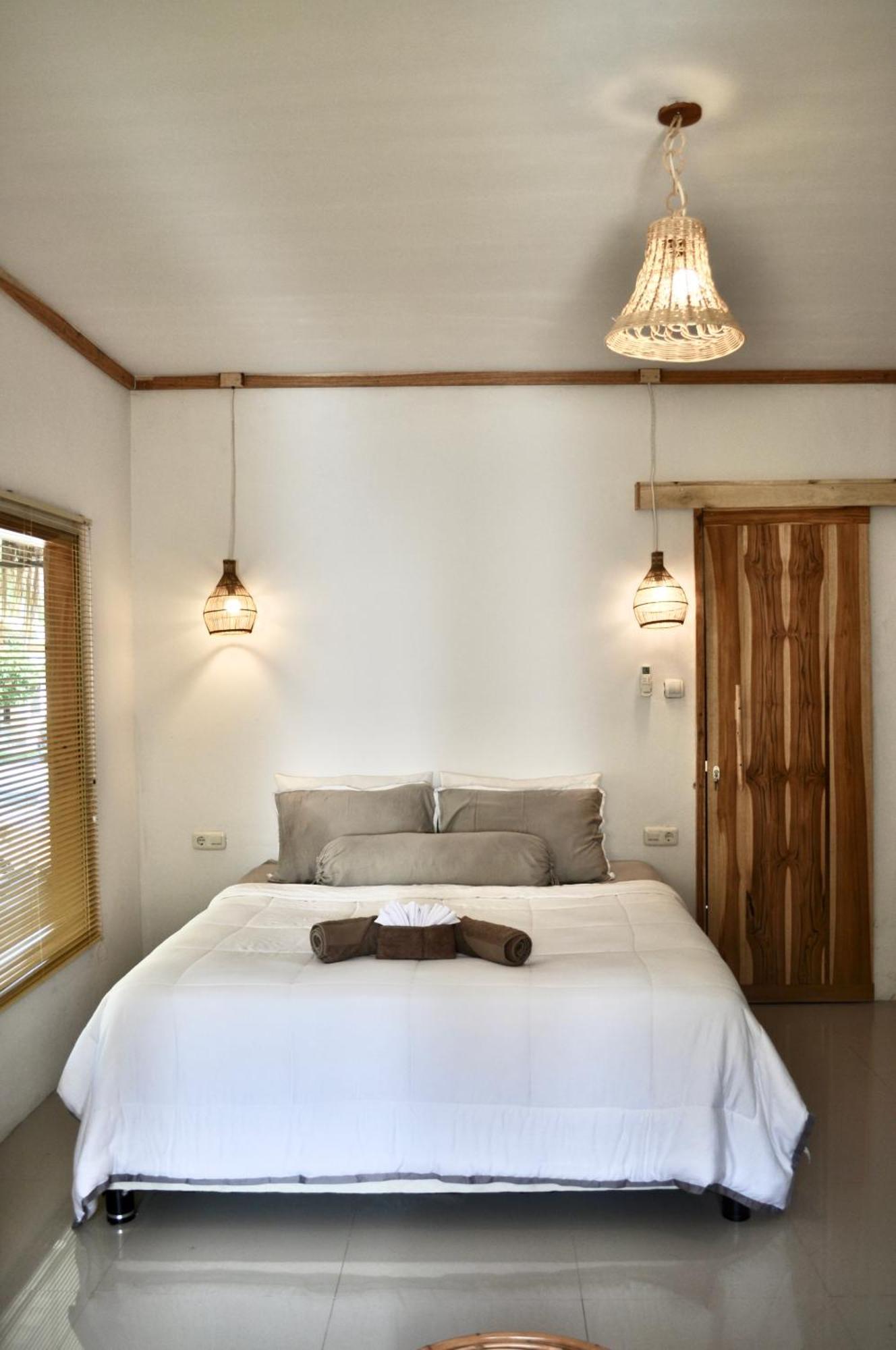 Ripbowl Guest House Селонг Беланак Екстериор снимка