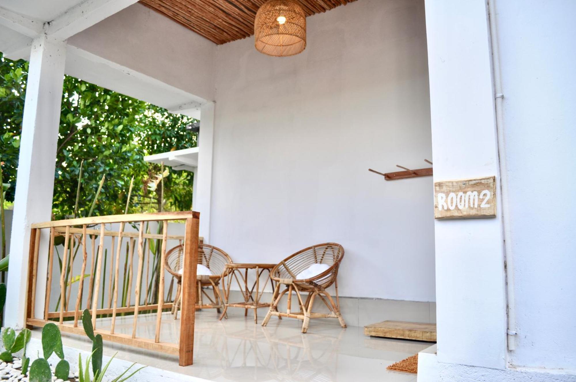 Ripbowl Guest House Селонг Беланак Екстериор снимка