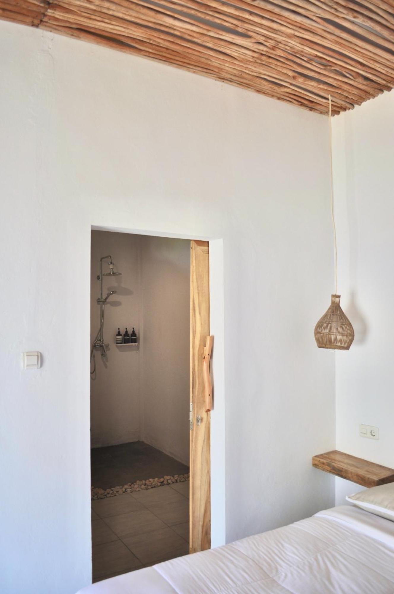 Ripbowl Guest House Селонг Беланак Екстериор снимка