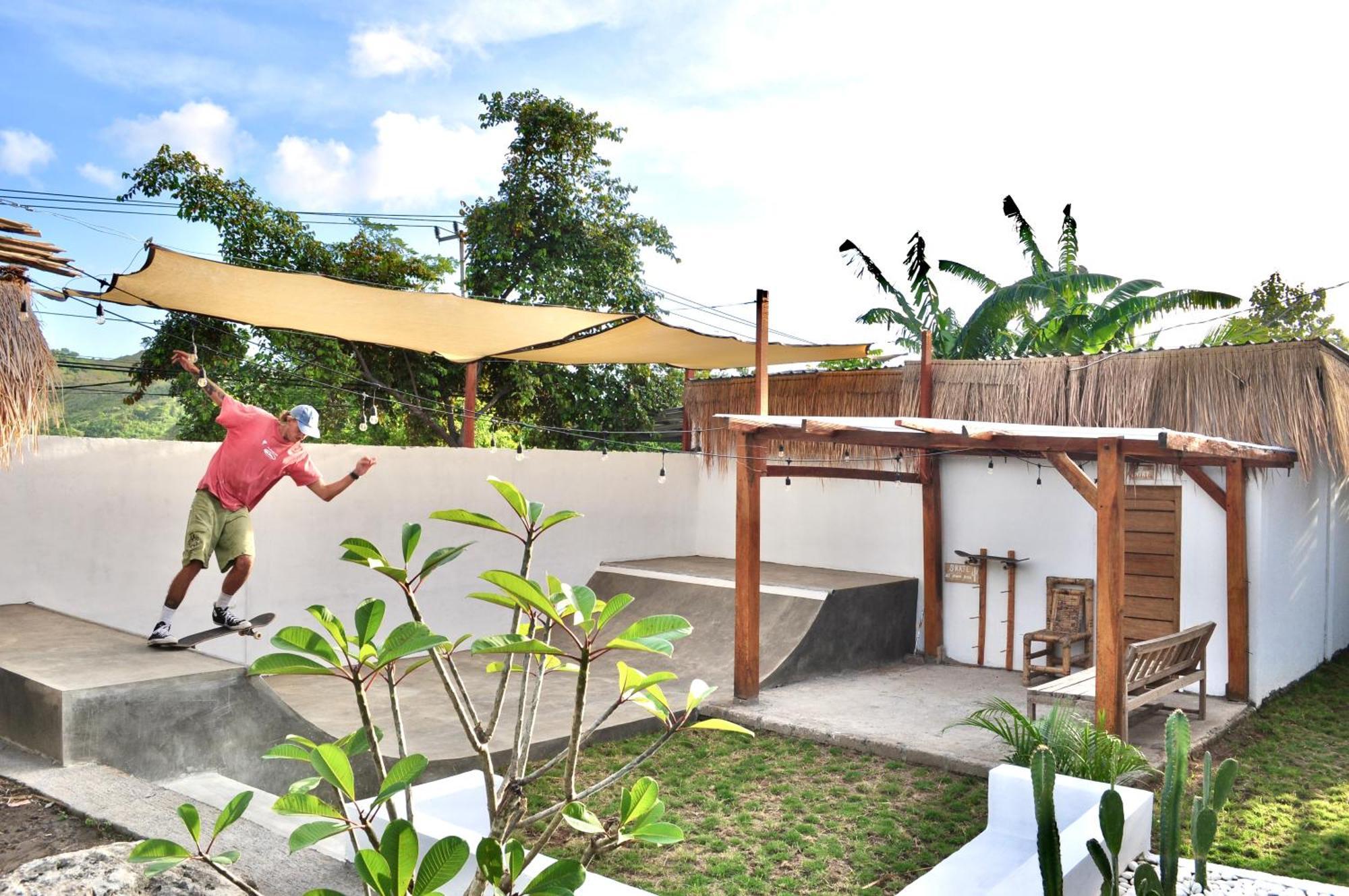 Ripbowl Guest House Селонг Беланак Екстериор снимка